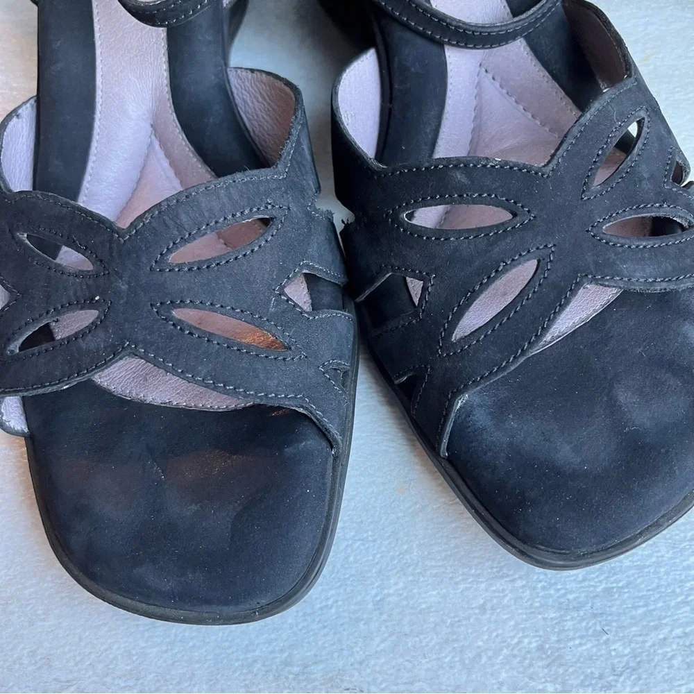 ** Beautifeel Black Leather Wedge Sandals sz 41 Ankle Strap